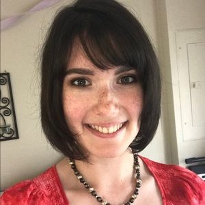 Meet your Posher, Elizabeth